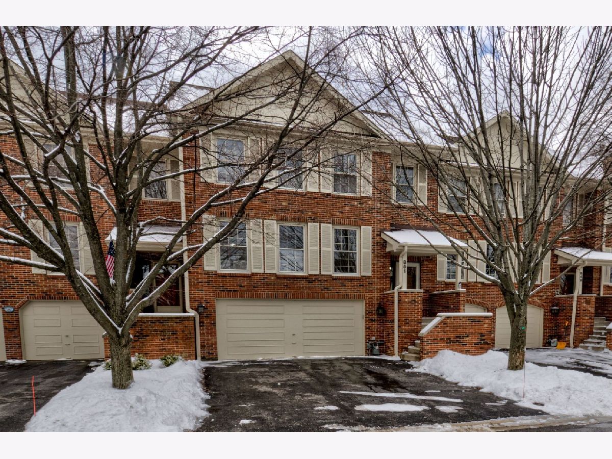 Townhomes & Homes Sold Maryknoll Glen Ellyn Illinois, 851 Seminary