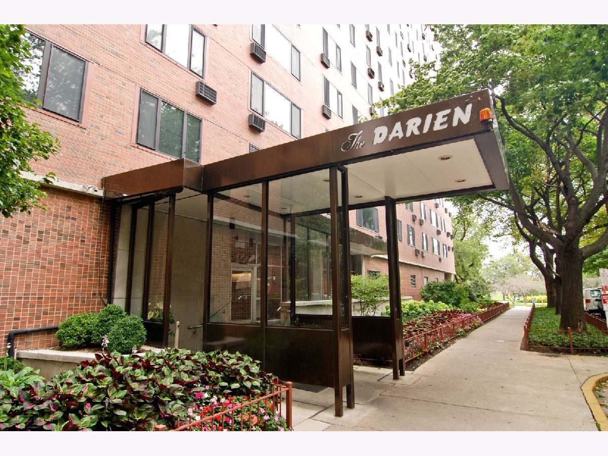 Condominiums Sold Darien Condominium Chicago Illinois, 3100 Lake Shore