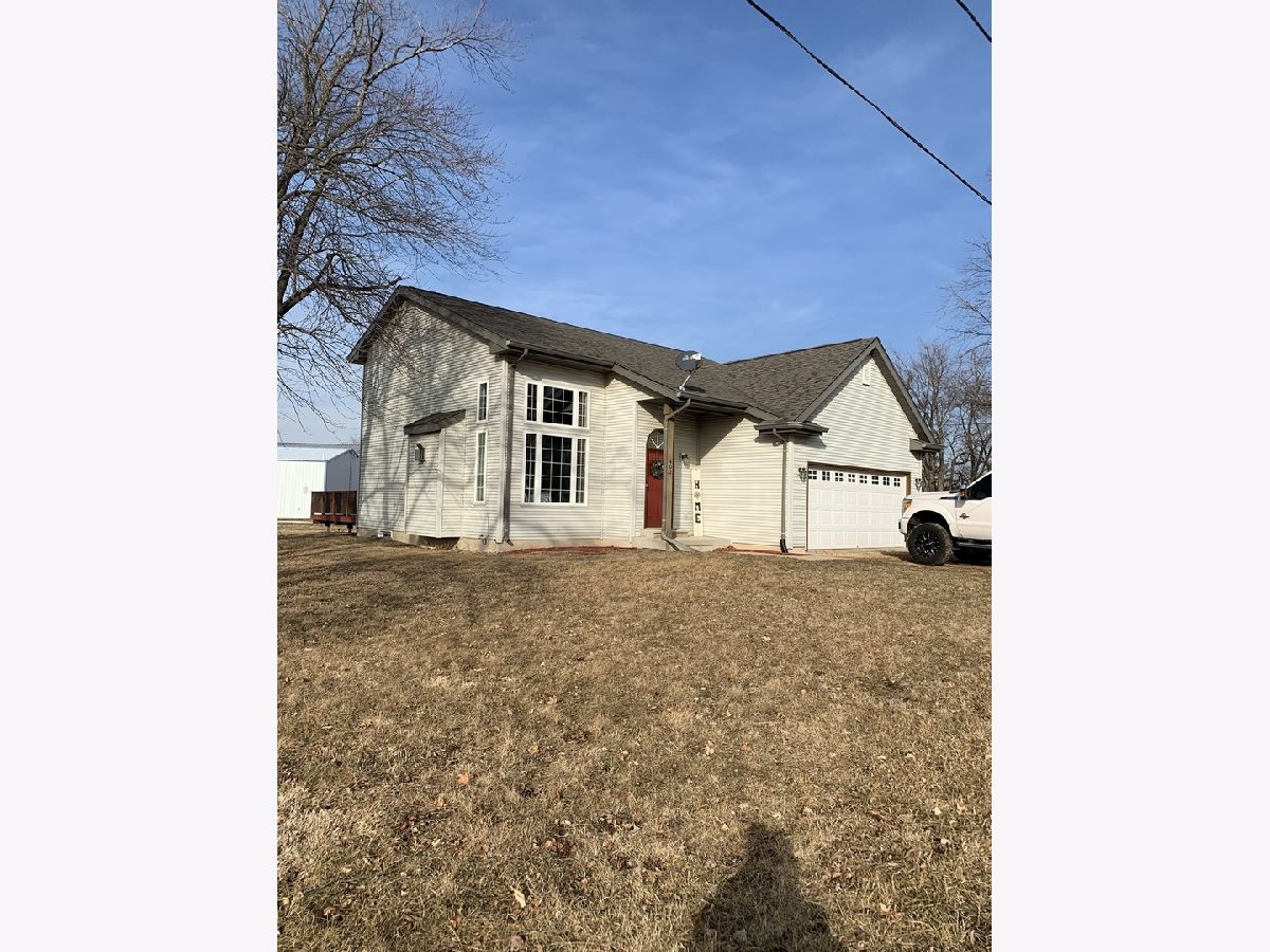  Sold Sublette Illinois, 402 Santee