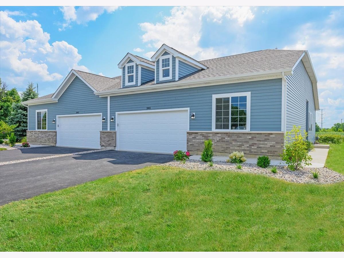 Townhomes Sold Grande Reserve Pioneer Yorkville Illinois, 3963 Shoeger