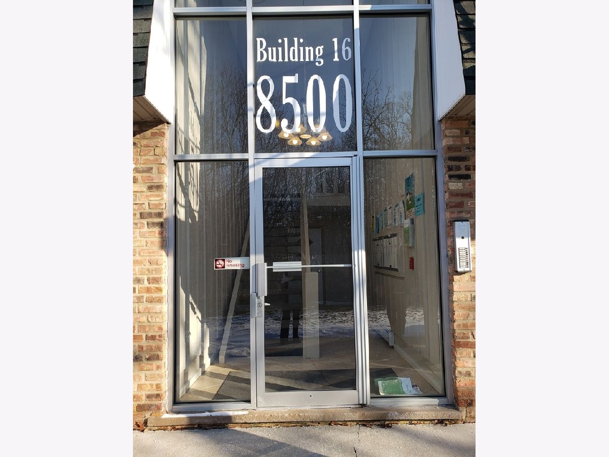 Condominiums Sold Scenic Tree Palos Hills Illinois, 8500 103rd