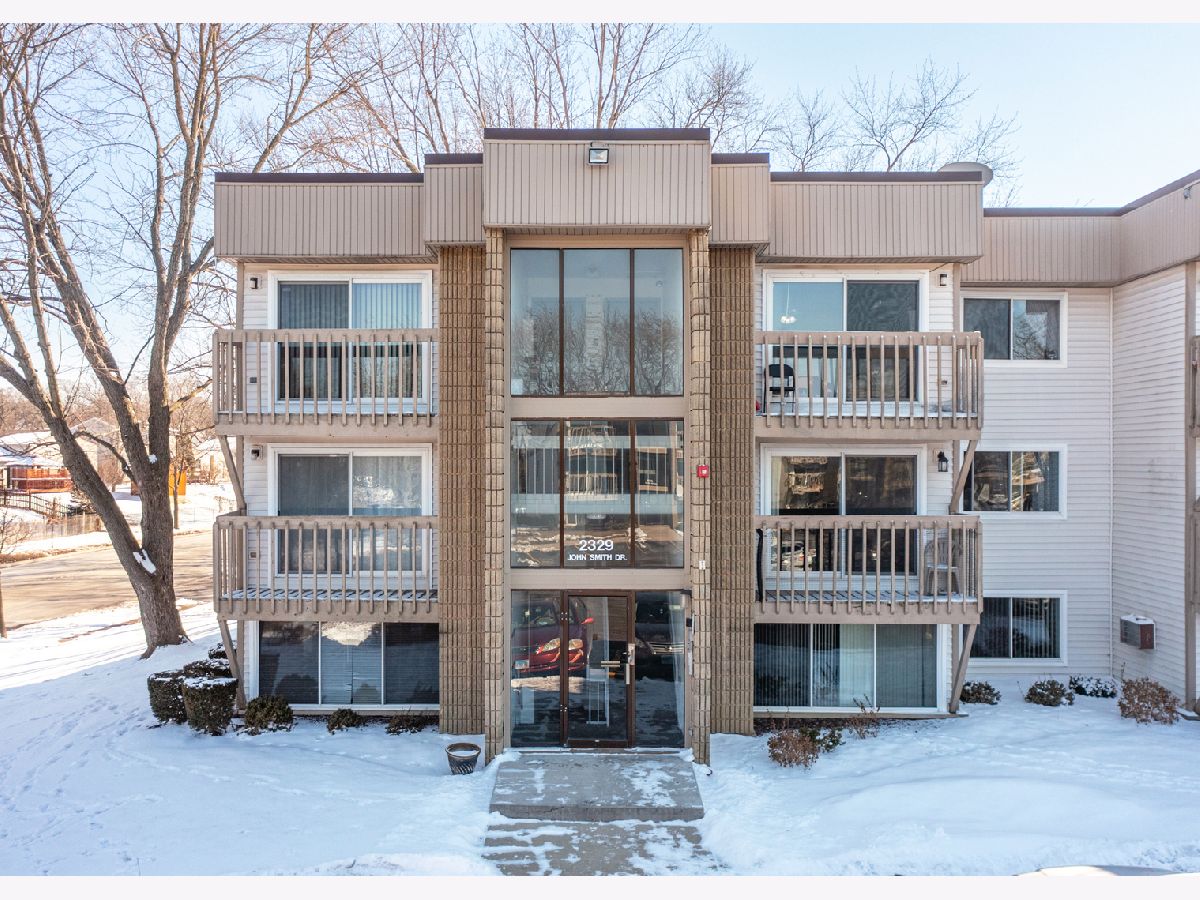 Condos & Townhomes & Homes Sold Schaumburg Terrace Schaumburg Illinois, 2329 John Smith