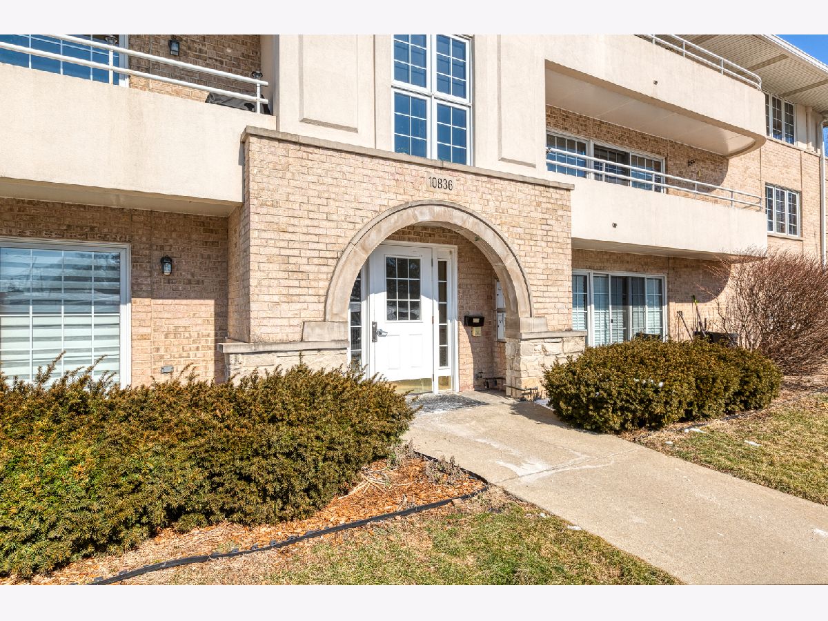 Condominiums Sold Southwest Woods Condos Worth Illinois, 10836 76th