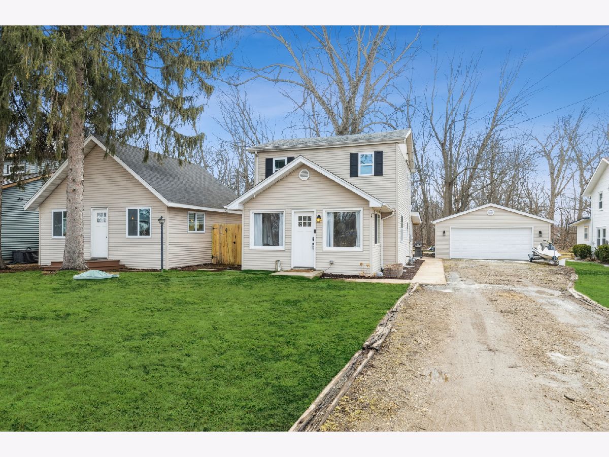 Homes Sold Oakland Johnsburg Illinois, 2203 Salem
