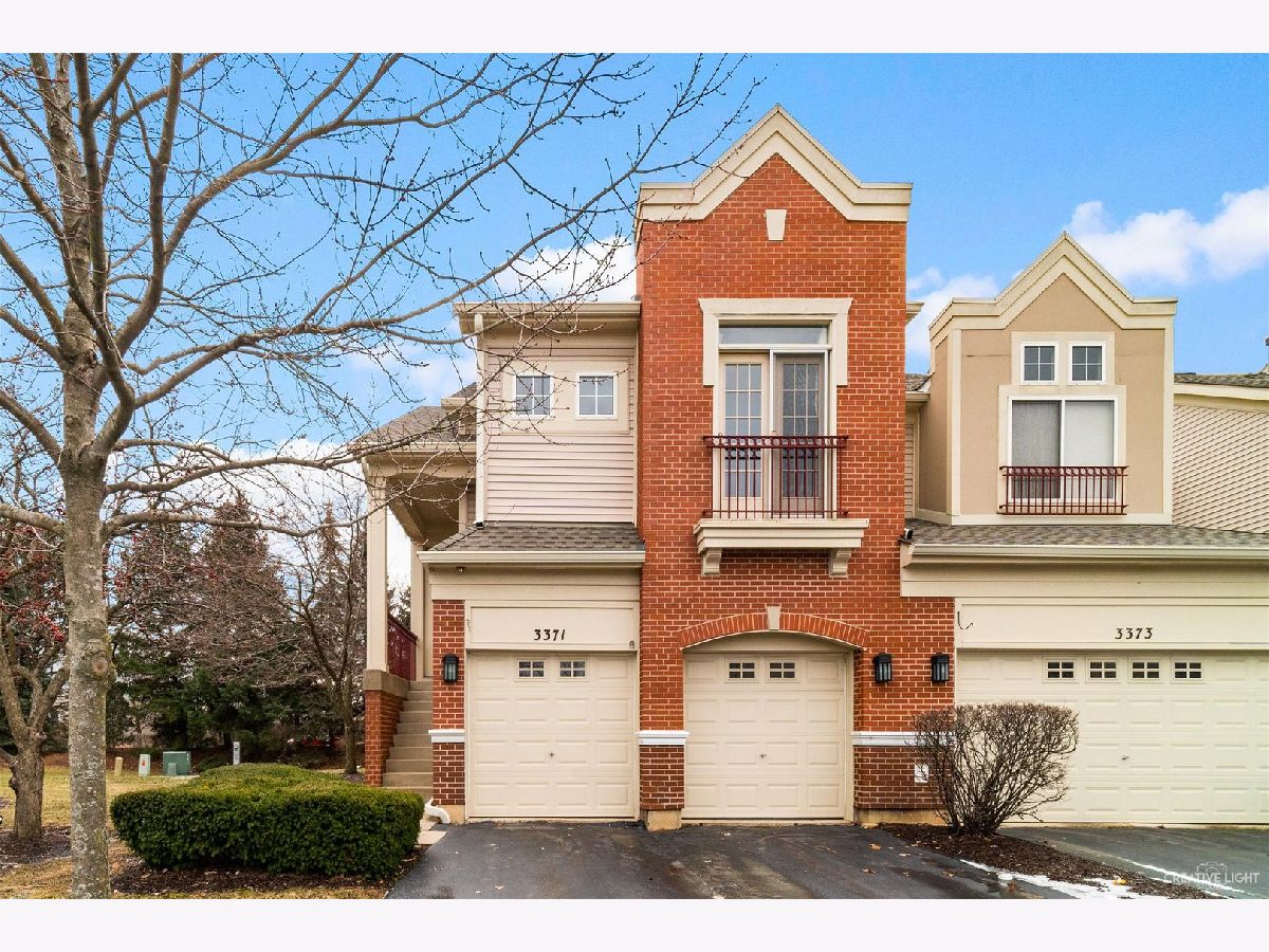 Townhomes Sold Heatherstone East Naperville Illinois, 3371 Rosecroft