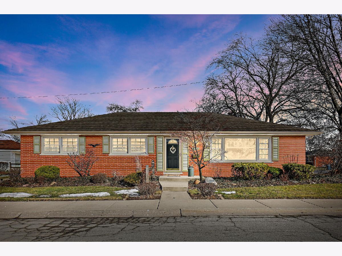 Homes Sold Hoekstras Dutch Valley South Holland Illinois, 16425 School