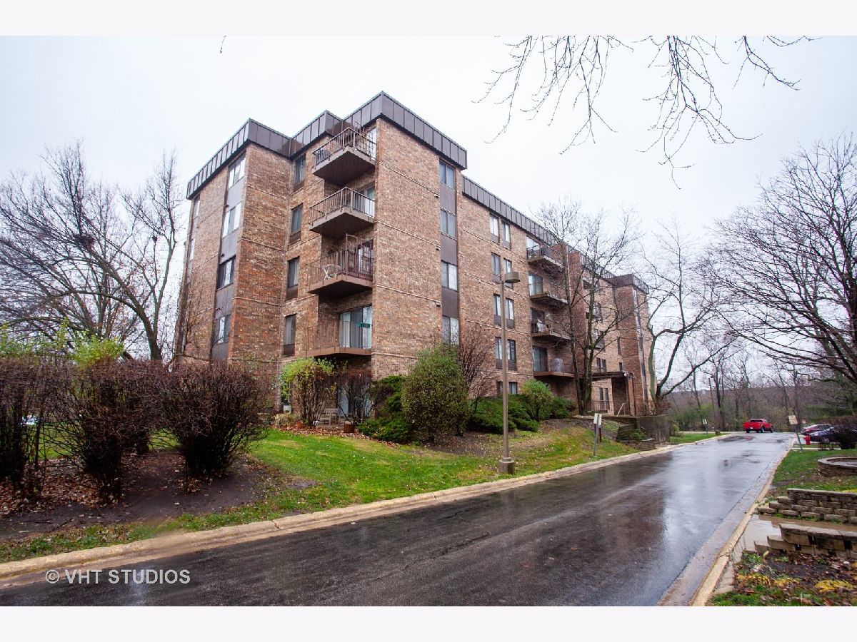 Condominiums Rented Walnut Creek Lisle Illinois, 425 Walnut Creek