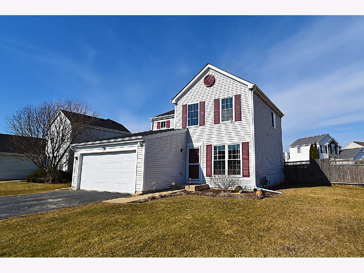 Homes & Condos & Townhomes Sold Springwood South Joliet Illinois, 3107 Meadowsedge