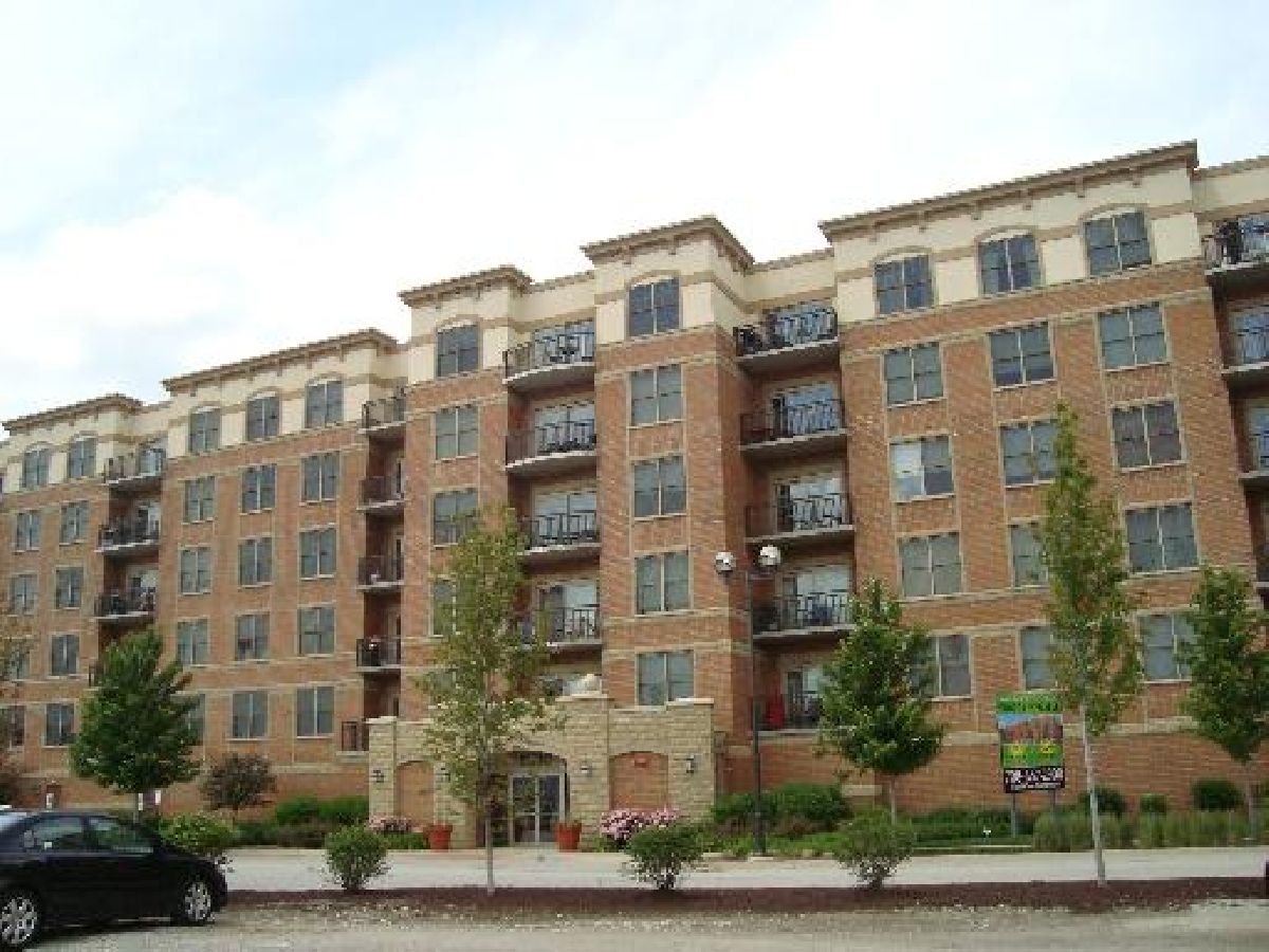Condominiums Rented Prairie Town Center Oak Lawn Illinois, 9530 Cook