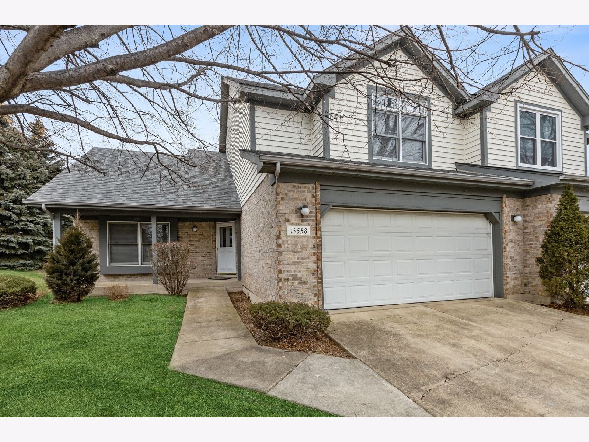 Townhomes & Homes Sold Dawnwood Homer Glen Illinois, 13558 Parkland