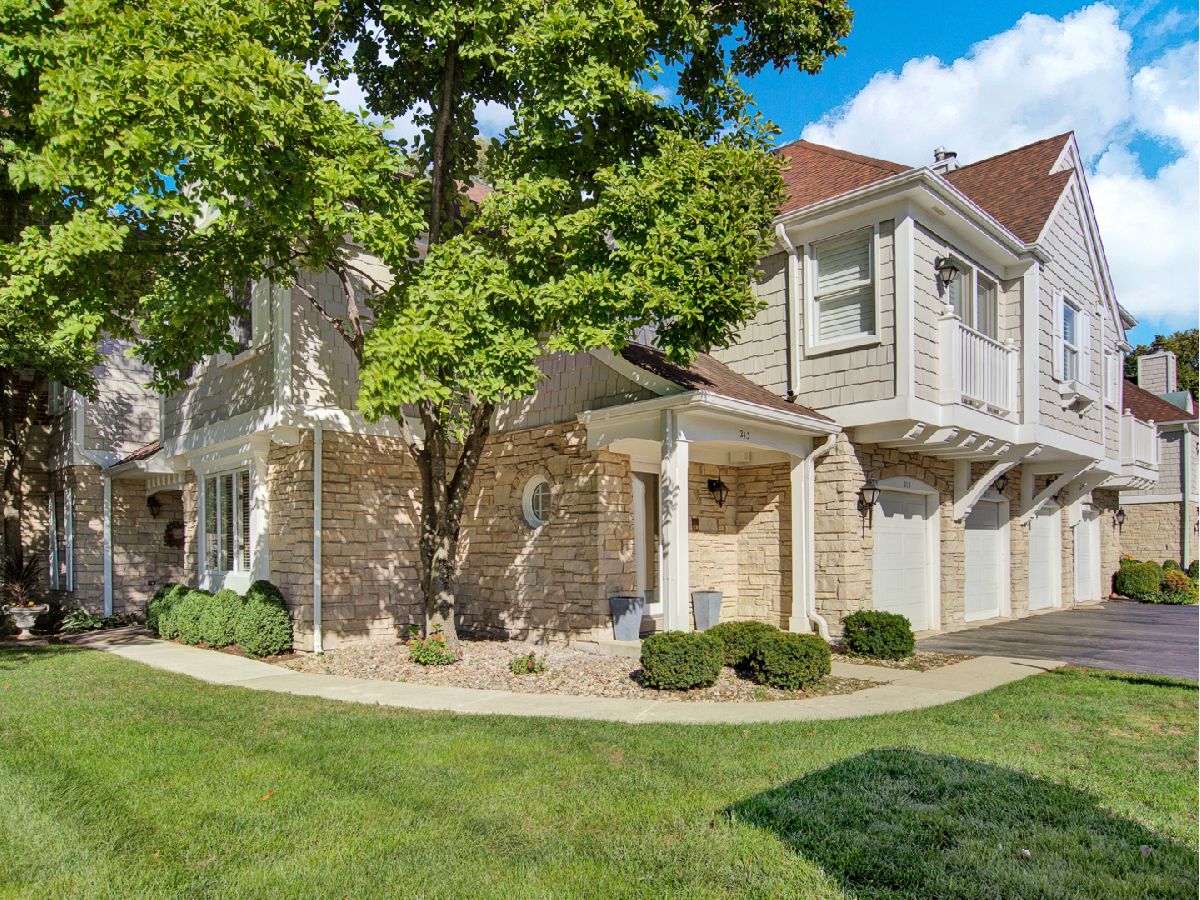 Townhomes Sold Racquet Club Hinsdale Illinois, 213 Racquet Club