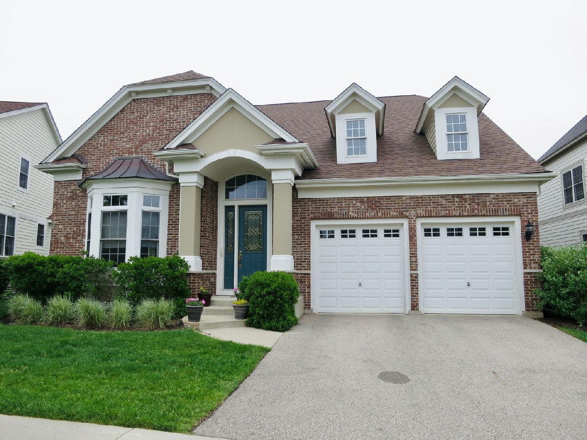 Homes & Condominiums Rented Haverford Glenview Illinois, 2668 Summit
