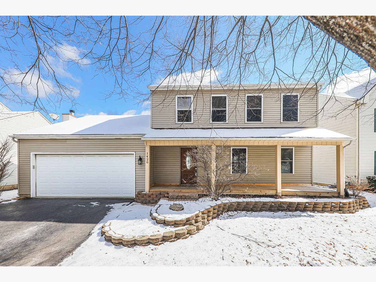 Homes Rented Briarwood Aurora Illinois, 1420 Middlebury