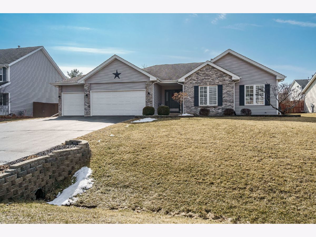 Homes Sold Chicory Ridge Roscoe Illinois, 10960 Chicory Ridge