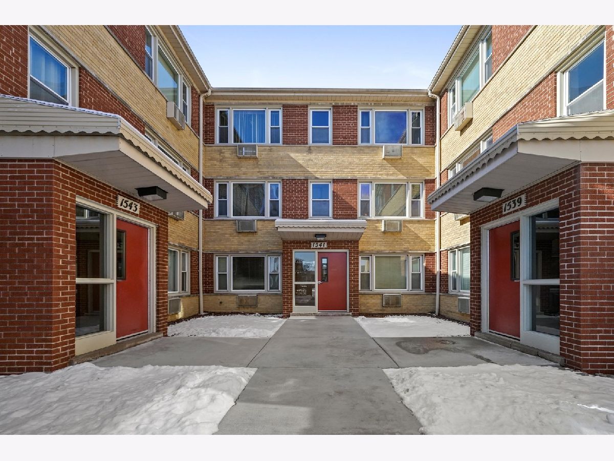 Condominiums Sold Coachlight Condos Forest Park Illinois, 1541 Harlem