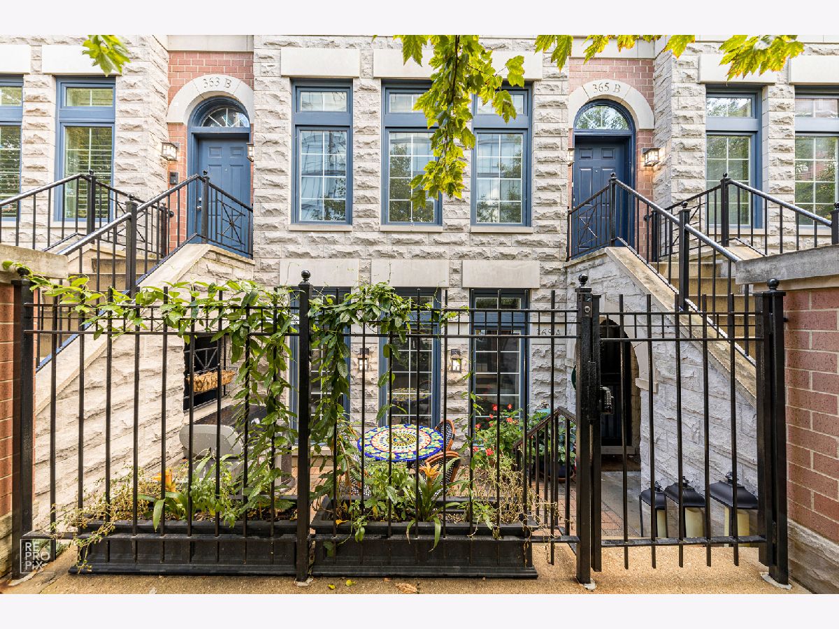 Townhomes & Condos Sold Tuxedo Park Chicago Illinois, 365 Superior