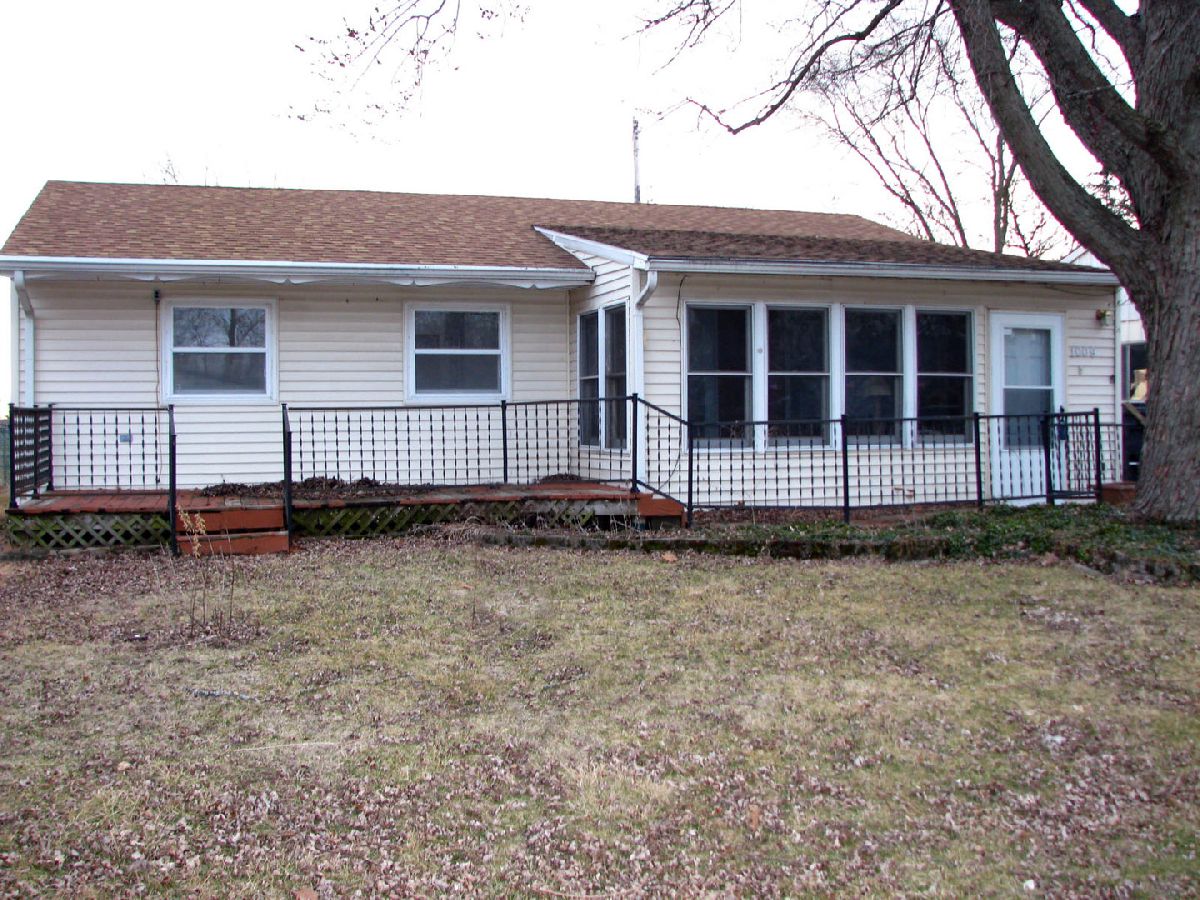 Homes Sold Meadow View Tuscola Illinois, 1009 Glenview