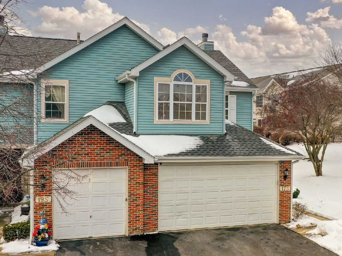 Townhomes Sold Country Homes Of Oakhurst Aurora Illinois, 17 Oakhurst