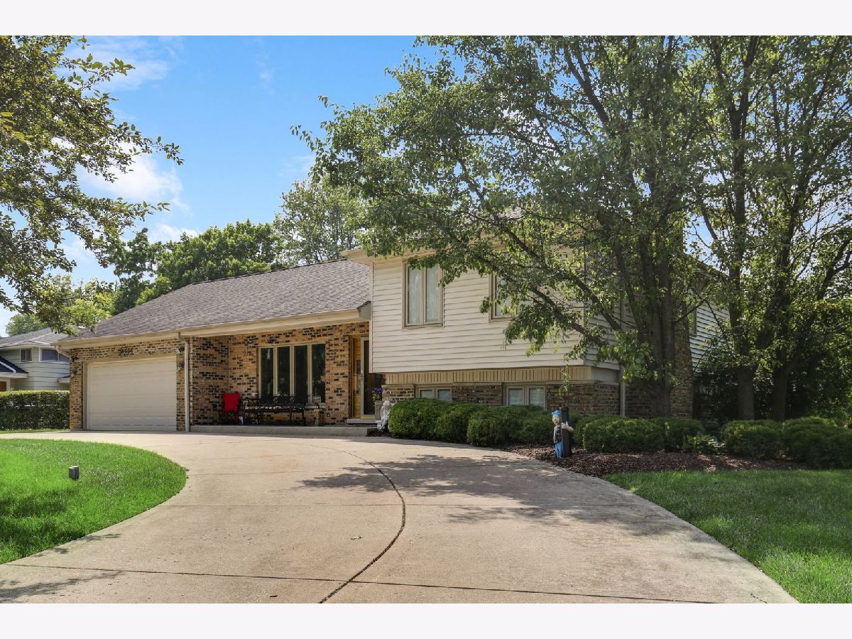 Homes & Condominiums Sold Nordic Park Itasca Illinois, 5N464 Neva Terrace