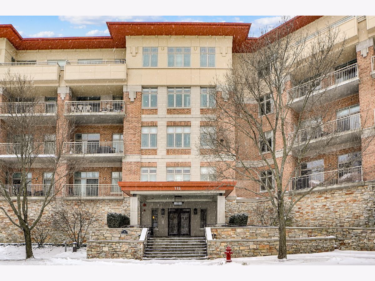 Prairie Park At Wheeling Wheeling IL, Condominiums For Sale & For Rent