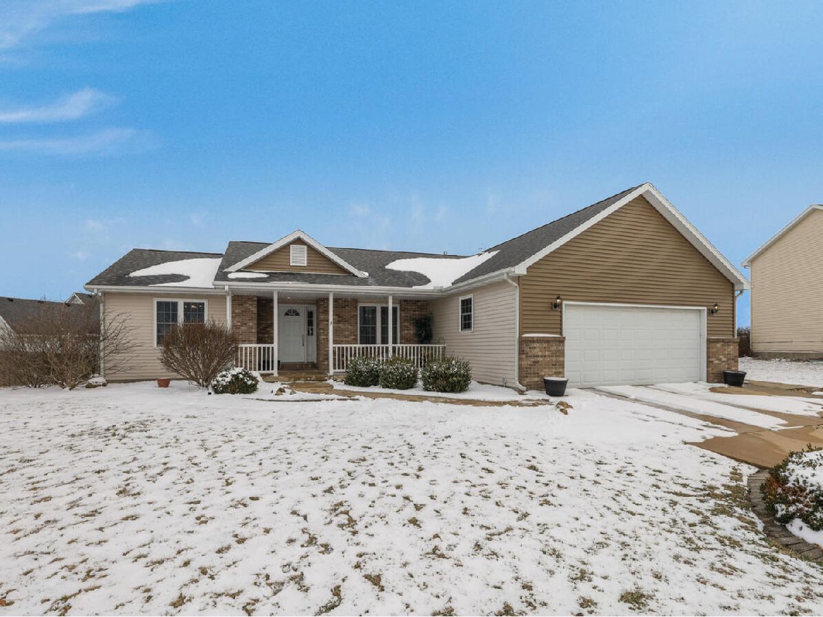 Homes & Condos & Townhomes Sold Heritage Fisher Illinois, 503 Sangamon