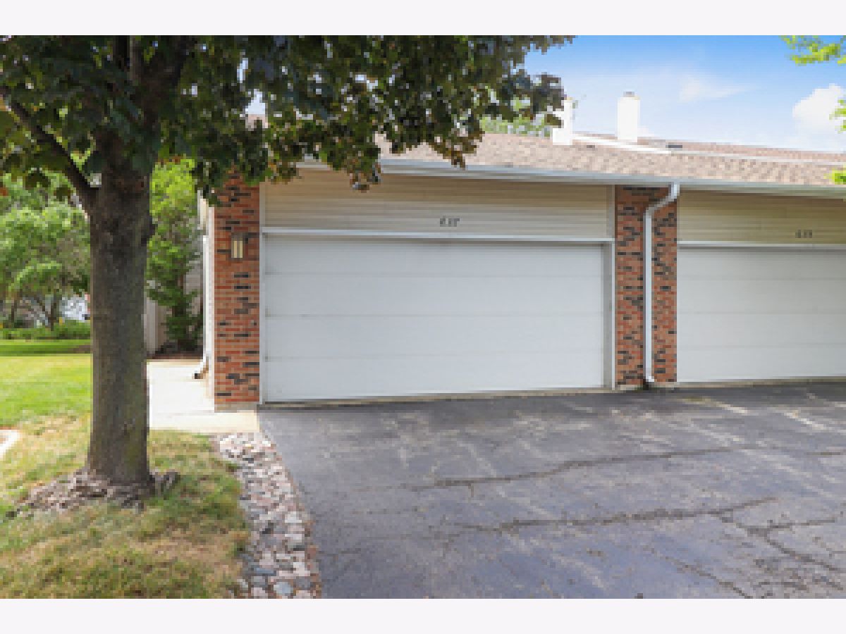Townhomes & Condos Sold Winston Park North Deerfield Illinois, 637 Pintail