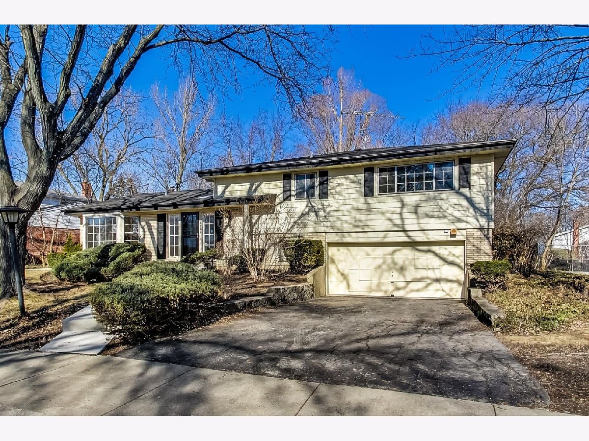 Homes Sold Heathercrest Northbrook Illinois, 1835 Smith