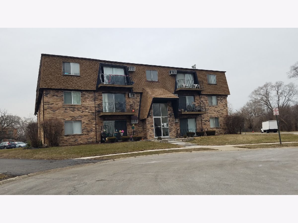 Condominiums Rented Engle Condominiums Alsip Illinois, 4819 Engle