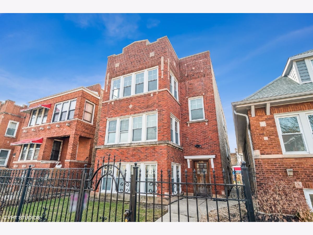 Homes & Condos & Townhomes Rented Belmont Gardens Chicago Illinois, 4051 Barry