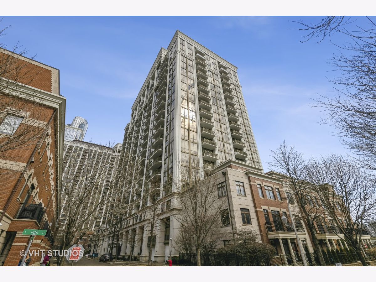 Condominiums Sold Museum Park Tower Chicago Illinois, 1335 Prairie