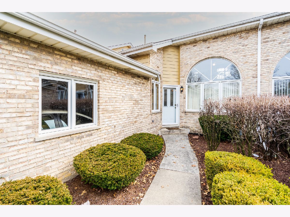 Townhomes & Homes Sold Brook Hills West Orland Park Illinois, 11833 Dunree