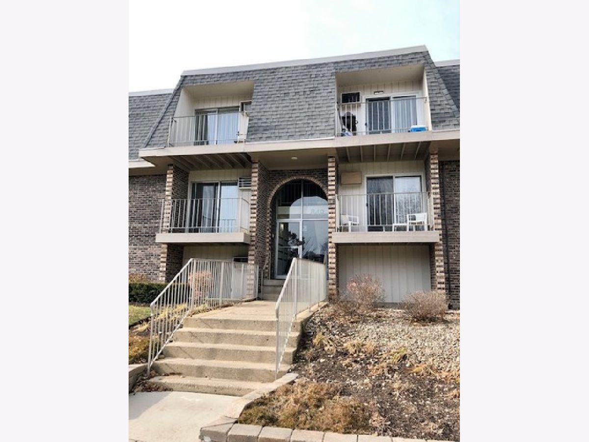 Condominiums Rented River Trails Prospect Heights Illinois, 848 Jonathan