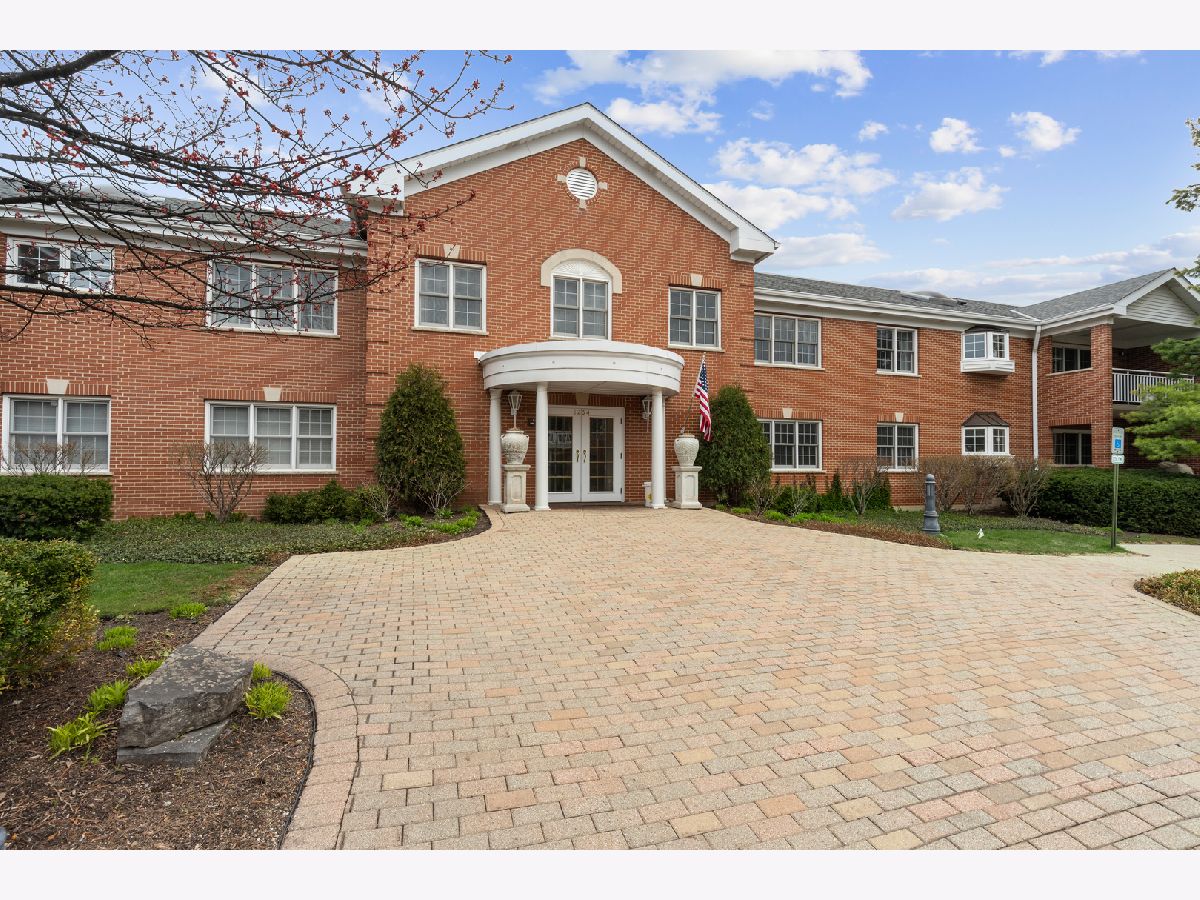 Condos & Townhomes Sold Depot Square Glenview Illinois, 1234 Depot