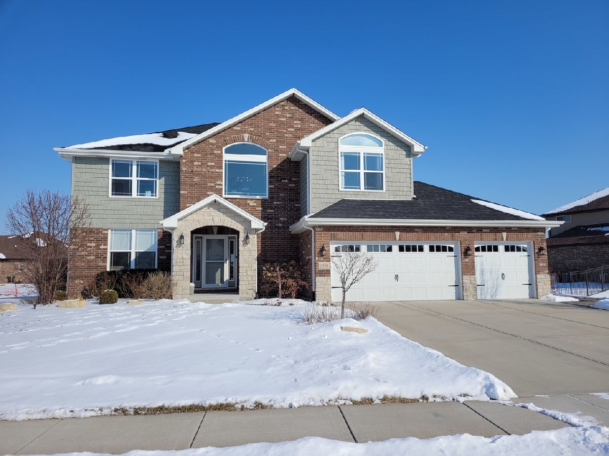 Homes Sold Prairie Ridge Estates New Lenox Illinois, 15830 Mueller
