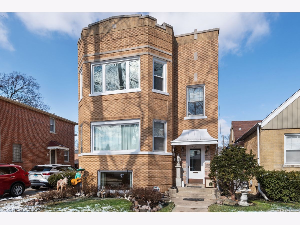 Homes & Condominiums Rented Edgebrook Chicago Illinois, 6354 Leroy
