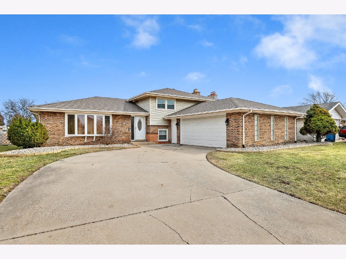 Homes Sold Catalina South Holland Illinois, 16623 Kimbark