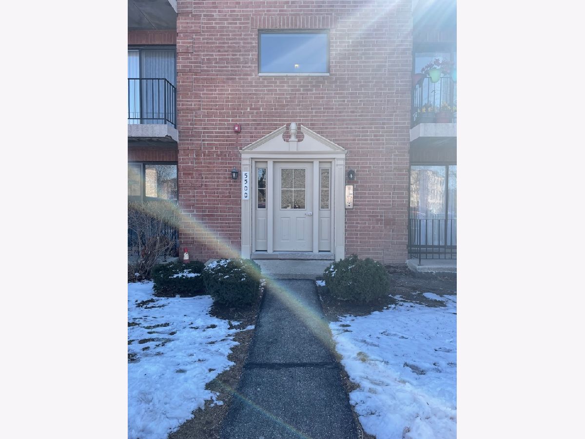 Condominiums Rented Autumn Chase Rolling Meadows Illinois, 5500 Tinder