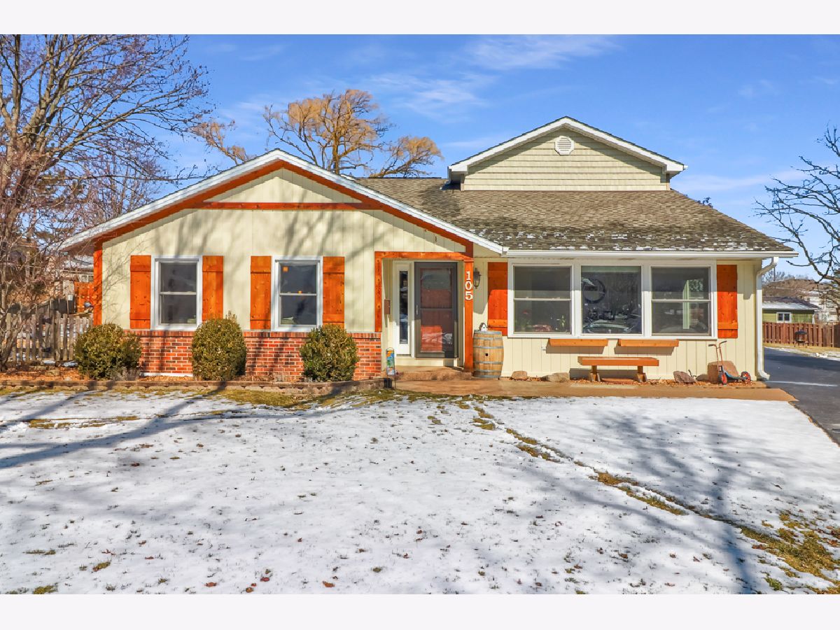 Homes Sold Country Creek Bartlett Illinois, 105 Clover