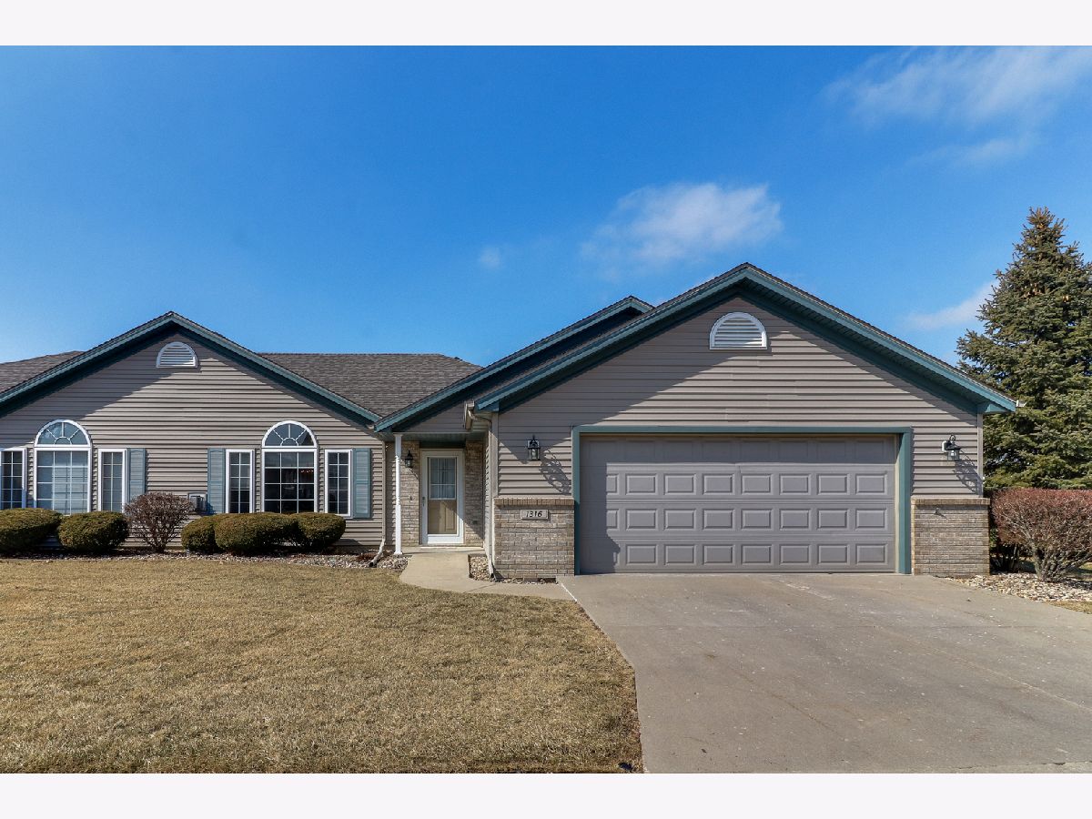 Condos & Townhomes Sold Crosswinds Bloomington Illinois, 1316 Inglewood