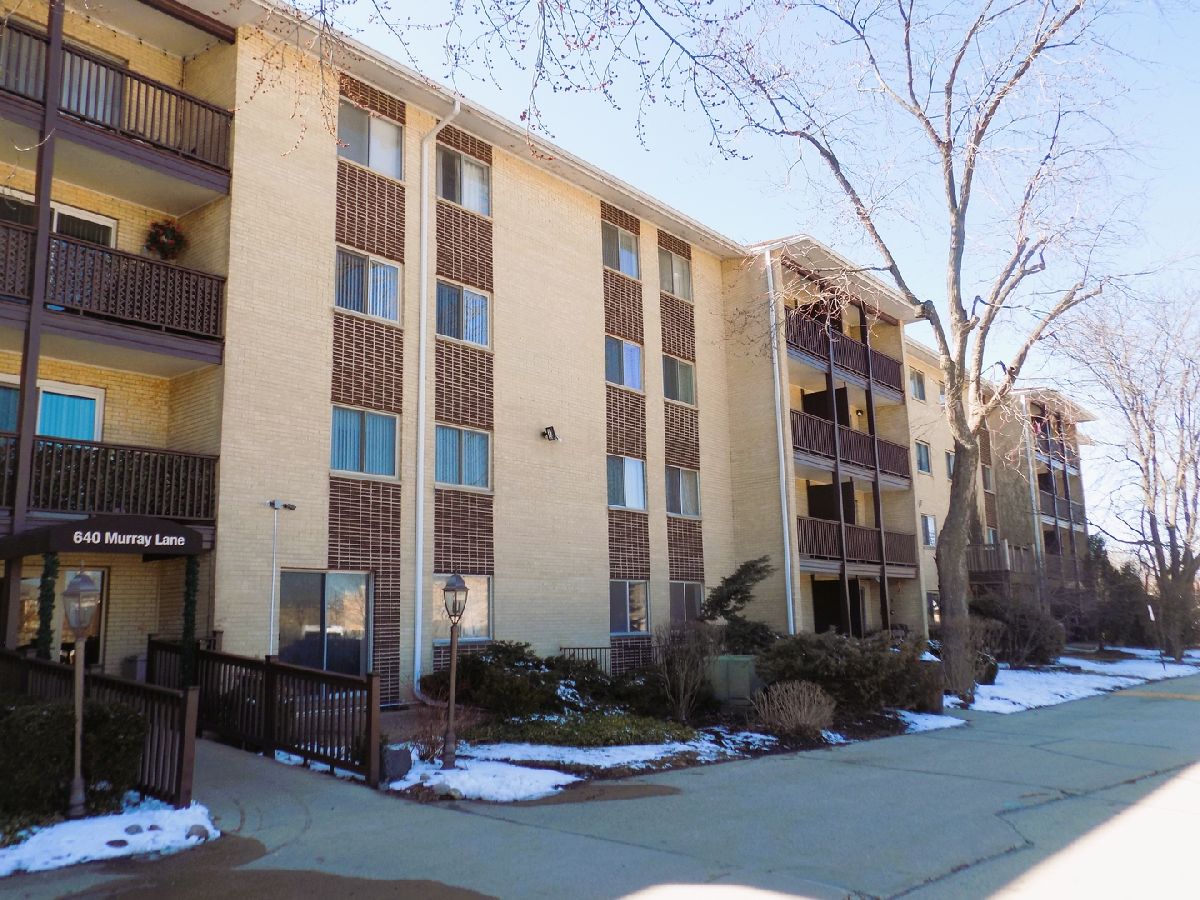 Condominiums Sold Country Acres Des Plaines Illinois, 640 Murray