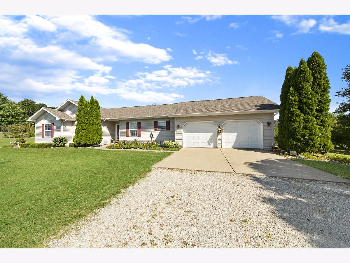  Sold Rutland Illinois, 504 Arch