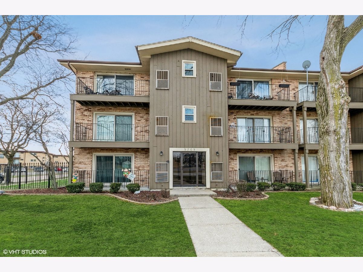 Condominiums Sold Hamlin Downs Alsip Illinois, 3705 119th