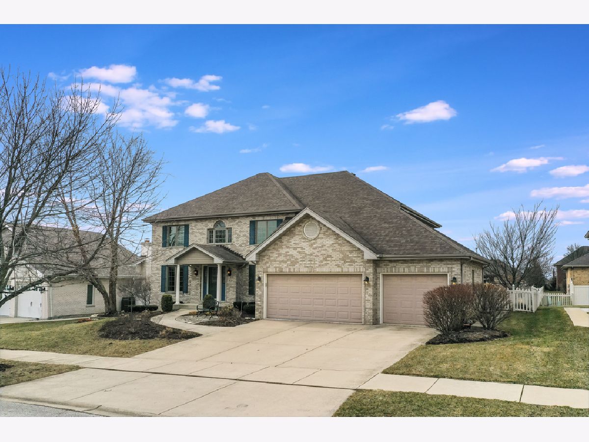 Homes & Townhomes Sold Mission Hills Orland Park Illinois, 17624 Dolorosa