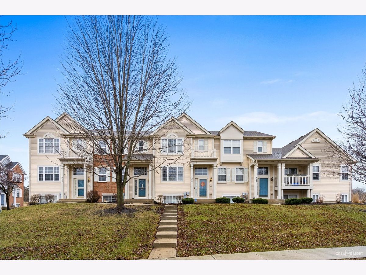 Townhomes Sold Lincoln Station Oswego Illinois, 506 Lincoln Station