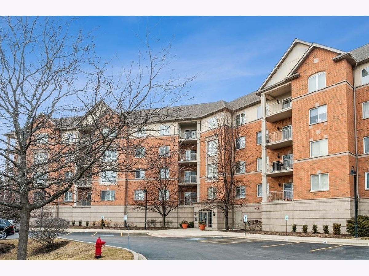 Condominiums Sold Turnberry Buffalo Grove Illinois, 125 Buffalo Grove