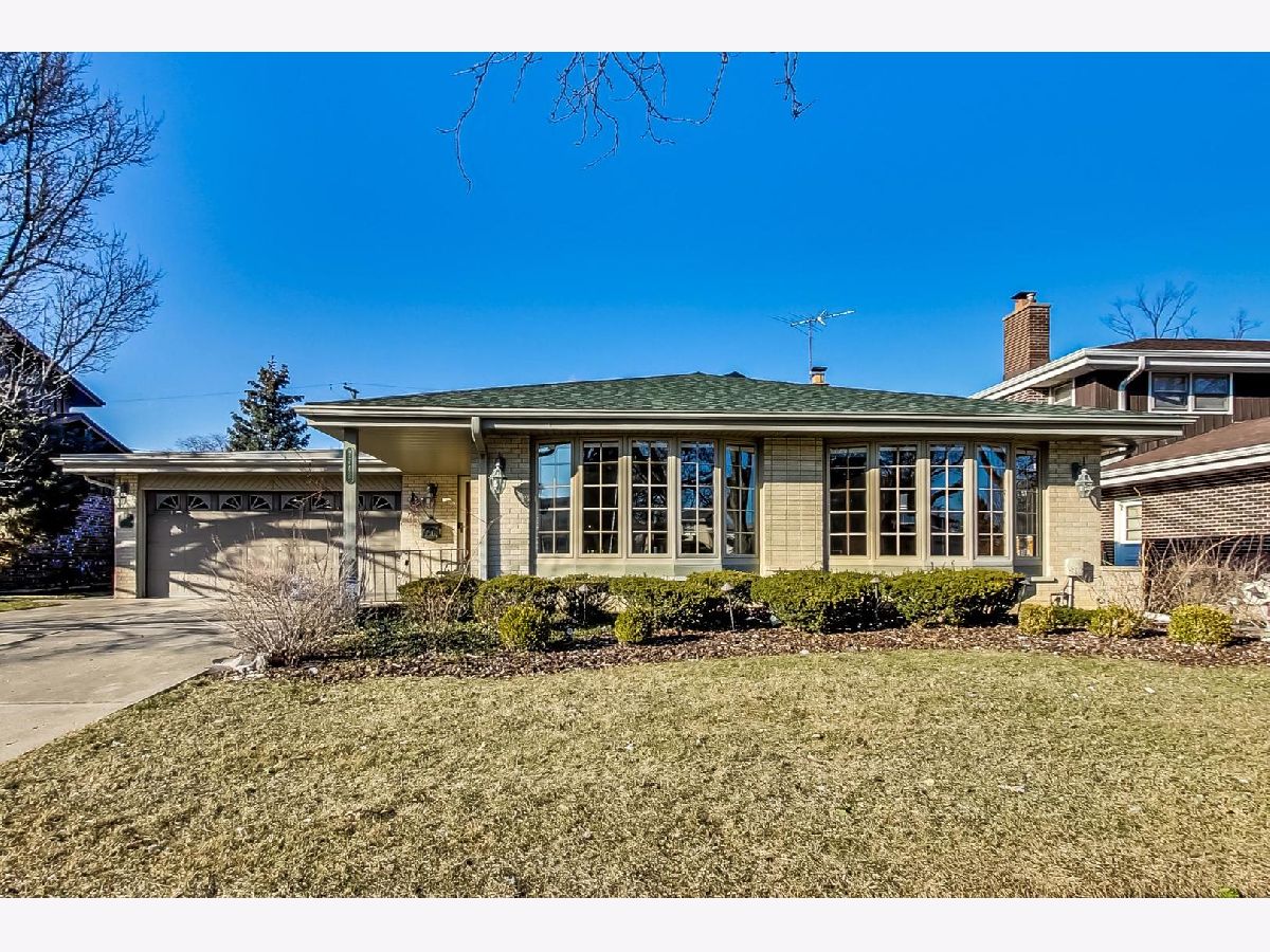 Homes Sold Mortonaire Morton Grove Illinois, 7742 Arcadia