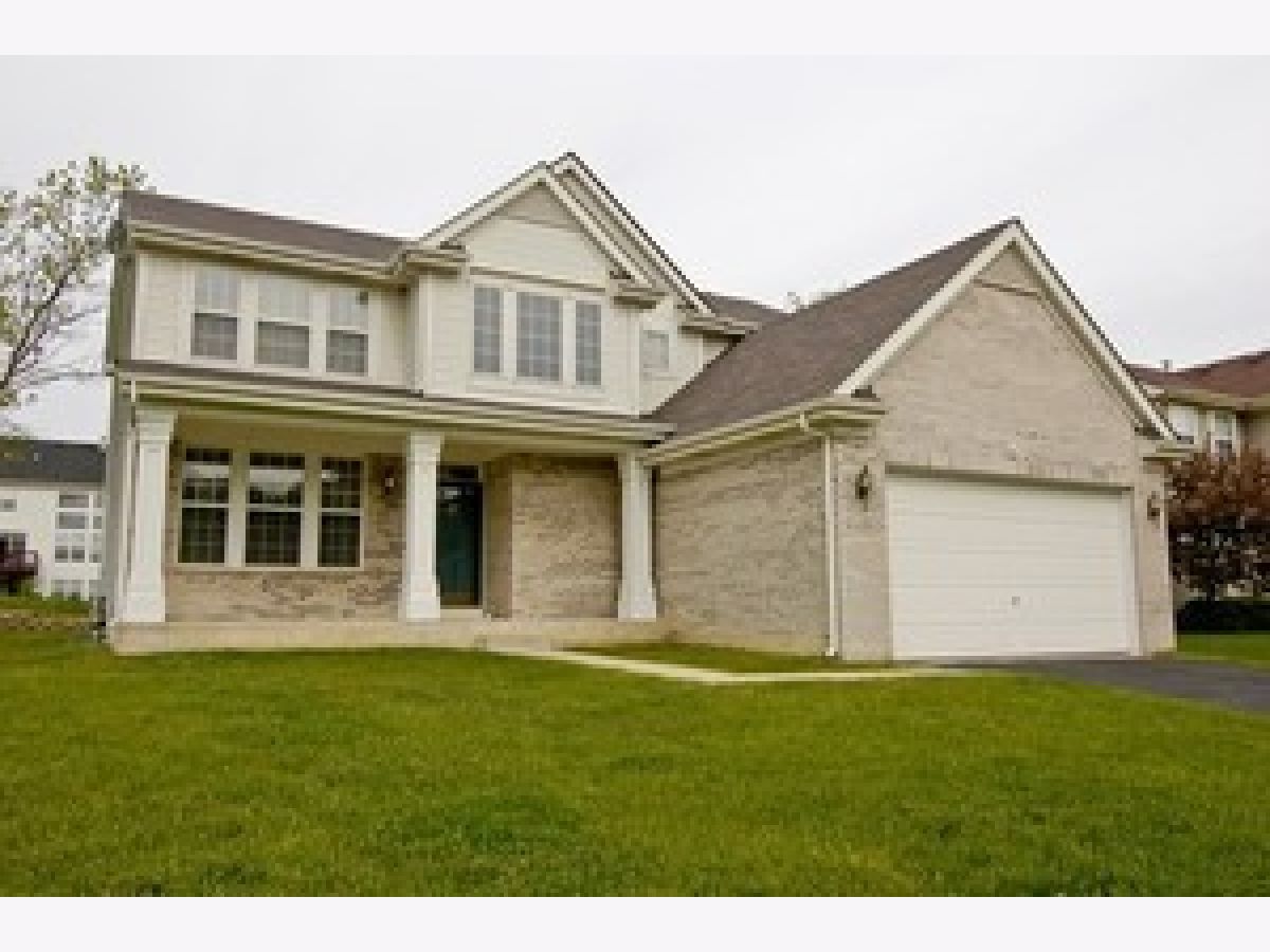Homes Rented Willow Pond Streamwood Illinois, 420 Merry Oaks