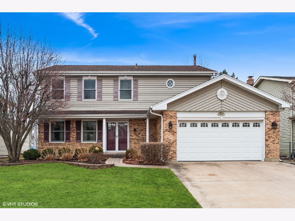 Homes & Condos & Townhomes Sold Kingsport Village Wheeling Illinois, 1115 Captains