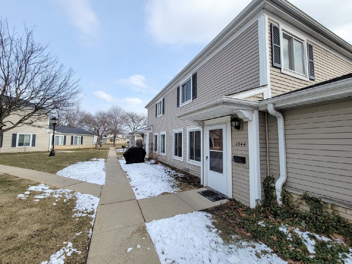 Quincy Park Prospect Heights IL, Townhomes & Condos For Sale & For Rent