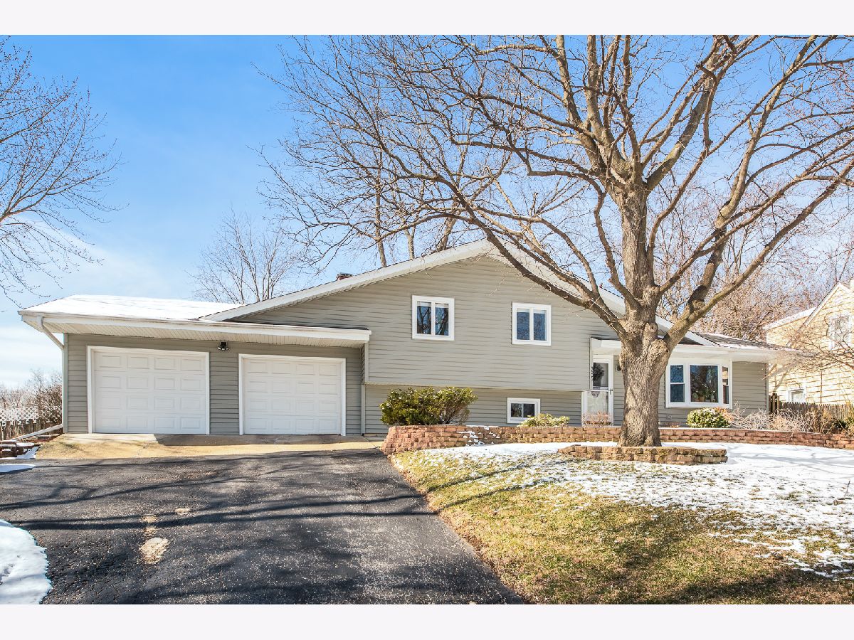 Homes Sold Downers Grove Gardens Downers Grove Illinois, 5606 Pershing